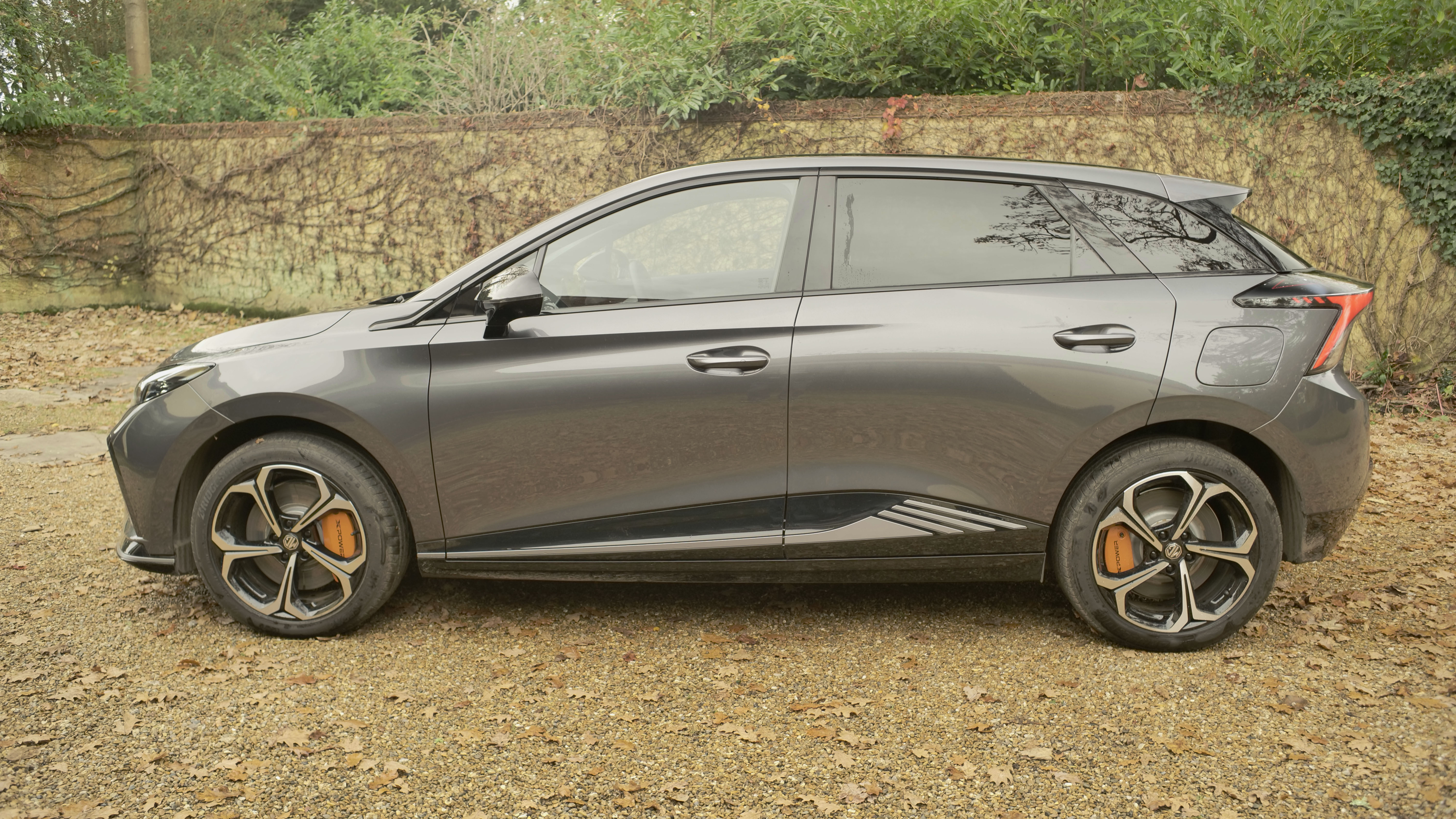 MG MOTOR UK MG4 URBAN HATCHBACK 118kW Premium Long Range 54kWh 5dr Auto